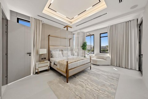 Villa in Jumeirah, Dubai, UAE 6 bedrooms, 544.69 sq.m. № 765055 - photo 14