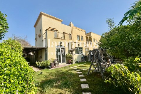 Villa te huur in The Springs, Dubai, VAE 2 slaapkamers, 166.66798200 vr.m., nr 651055 - foto 12