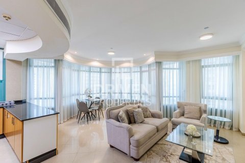 Apartment in Dubai Marina, Dubai, UAE 2 bedrooms, 125.14 sq.m. № 767172