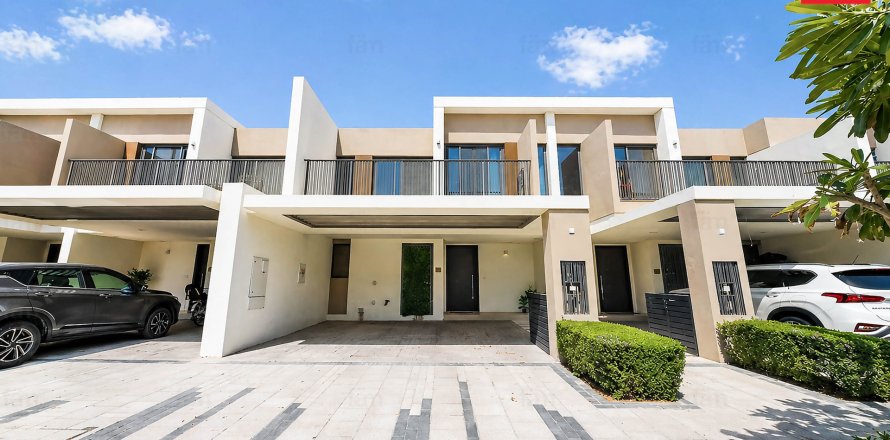 Σπίτι σε Tilal Al Ghaf, Dubai, ΗΑΕ 3 υπνοδωμάτια, 140.4 τ.μ. Αρ. 708262