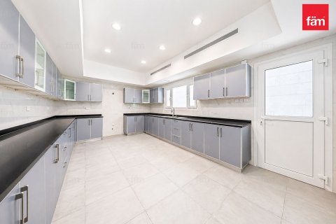 Villa Dubaijā, AAE 5 istabas, 930.2 m2 Nr. 708257 - attēls 24