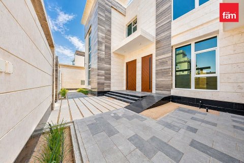 Villa Dubaijā, AAE 5 istabas, 930.2 m2 Nr. 708257 - attēls 2