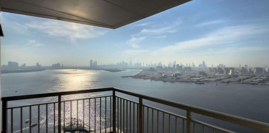 Appartamento a Dubai, EAU 2 camere da letto, 156.2 mq. № 638355