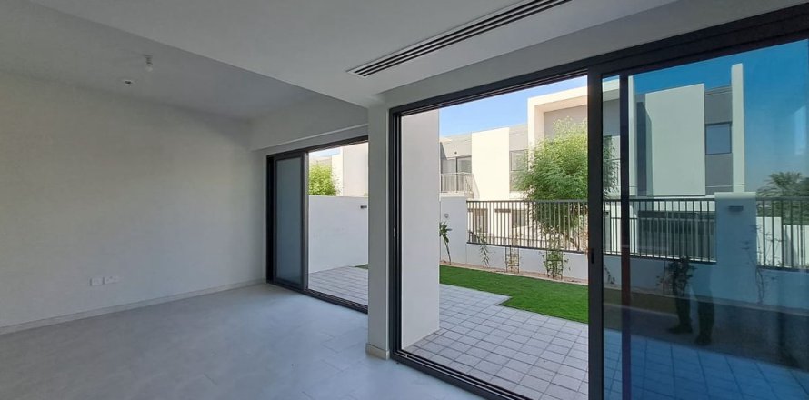 Shtëpi në qytet në Dubai, Emiratet e Bashkuara Arabe 4 dhoma gjumi, 307.9 m2. № 514075