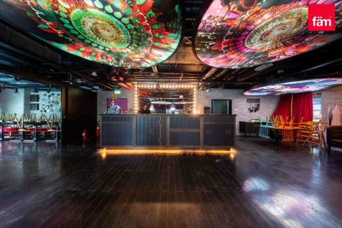 Dyqan në Dubai, Emiratet e Bashkuara Arabe 146 m2. № 682298 - Foto 2