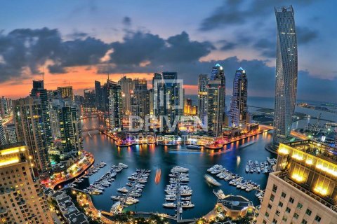 Διαμέρισμα σε Dubai Marina, ΗΑΕ 2 υπνοδωμάτια, 111 τ.μ. Αρ. 653565 - φωτογραφία 9