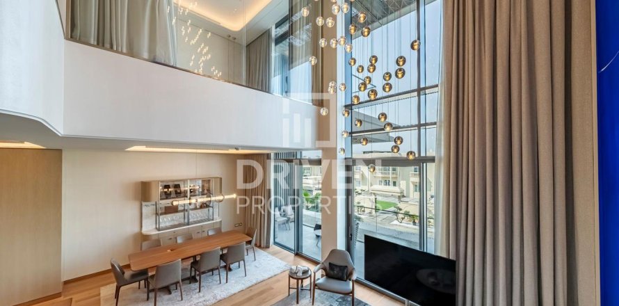 Квартира в Джумейра, Дубай, ОАЕ 3 спальні, 300м2 № 653564