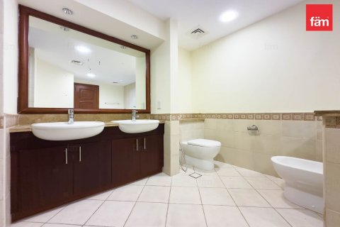Apartamento en alquiler en Palm Jumeirah, Dubai, EAU 2 dormitorios, 167.8 m2 № 633851 - foto 20