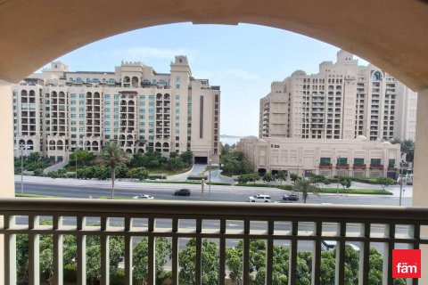 Apartamento en alquiler en Palm Jumeirah, Dubai, EAU 2 dormitorios, 167.8 m2 № 633851 - foto 7
