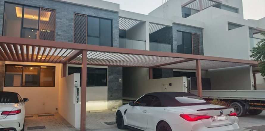 Řadový dům v Dubai, SAE 4 ložnice, 138.8 m² Č.: 633852