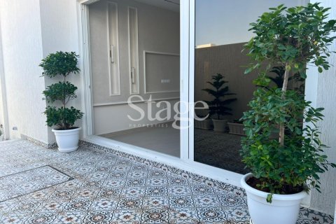 Vilă de vânzare în Tilal City, Sharjah, EAU 4 dormitoare, 409 mp. №668631 - poză 5