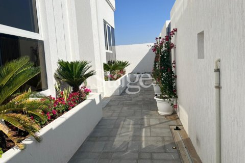 Vilă de vânzare în Tilal City, Sharjah, EAU 4 dormitoare, 409 mp. №668631 - poză 27