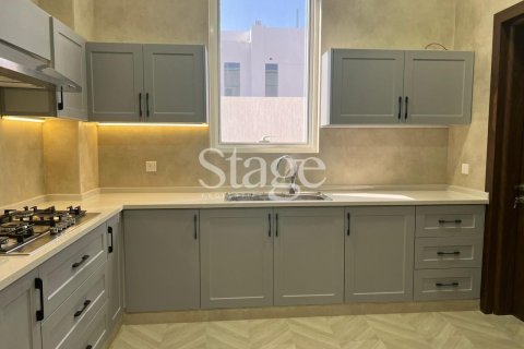 Vilă de vânzare în Tilal City, Sharjah, EAU 4 dormitoare, 409 mp. №668631 - poză 18