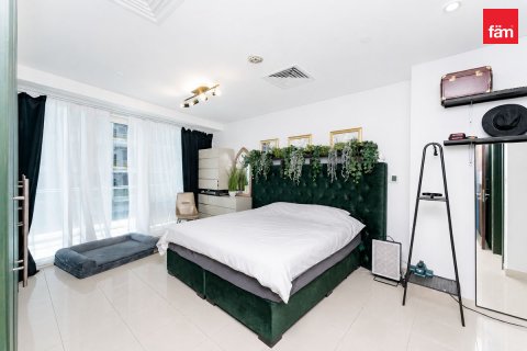 Lägenhet uthyres i Business Bay, Dubai, UAE 2 sovrum, 192.2 kvm Nr. 711699 - fotografi 17
