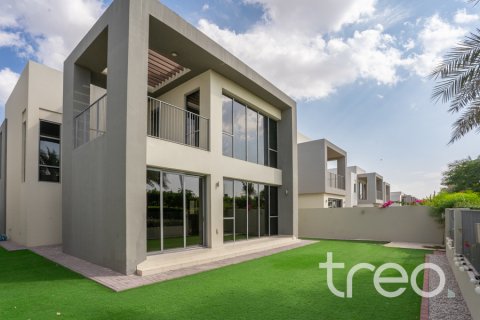 Dubai Hills Estate, UAE의 임대용 빌라 침실 4개, 327.3제곱미터 번호 733487 - 사진 2