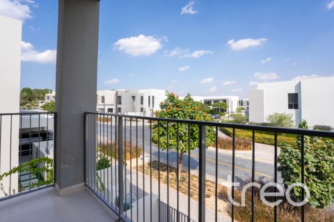Dubai Hills Estate, UAE의 임대용 빌라 침실 4개, 327.3제곱미터 번호 733487 - 사진 14