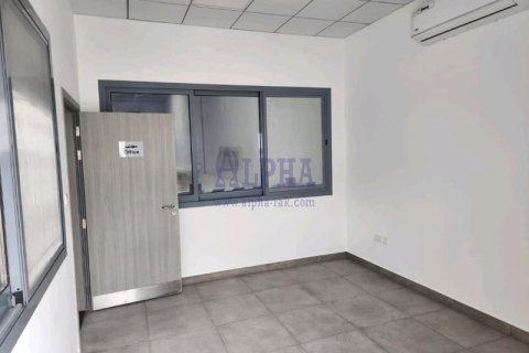 מחסן להשכרה ב Ras Al Khaimah, איחוד האמירויות 999.9 מ"ר, מספר 709118 - תמונה 2