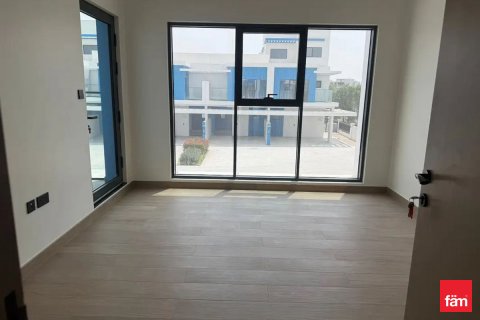 Villa à louer à Dubai, EAU 4 chambres, 144 m2 № 658984 - photo 5