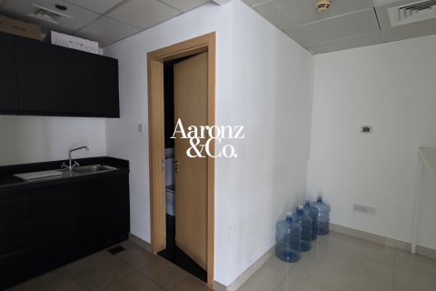 Iroda itt: Jumeirah Lake Towers, Dubai, EAE, 102 m², azonosító: 700460 - fénykép 12