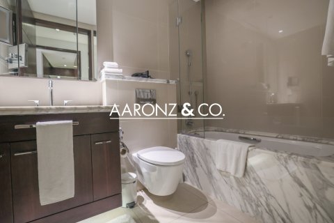 Apartmen Hotel di Downtown Dubai (Downtown Burj Dubai), UAE 3 bilik tidur, 226 meter persegi № 700461 - foto 18