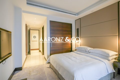Apartmen Hotel di Downtown Dubai (Downtown Burj Dubai), UAE 3 bilik tidur, 226 meter persegi № 700461 - foto 11