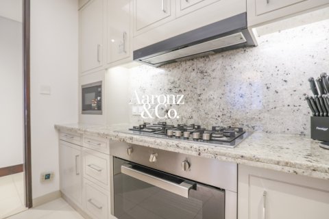 Hotel Apartamento en alquiler en Downtown Dubai (Downtown Burj Dubai), Dubai, EAU 3 dormitorios, 226 m2 № 700461 - foto 15