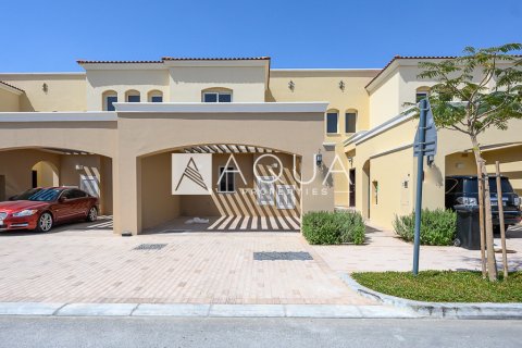 Villa sa Serena, Dubai, UAE 2 silid-tulugan, 174.5 sq.m. № 700458 - larawan 1