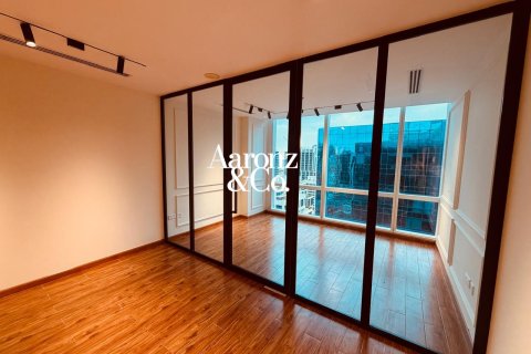 Zyrë në Business Bay, Dubai, Emiratet e Bashkuara Arabe 41 m2. № 700459