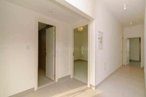 Villa para arrendamento em Jebel Ali, Dubai, EAU 4 quartos, 742 m2 № 699095 - foto 5