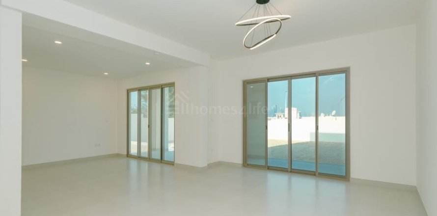 Villa em Jebel Ali, Dubai, EAU 4 quartos, 742 m2 № 699095