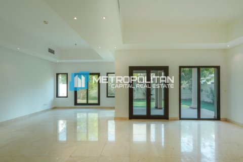 Villa à vendre à Abu Dhabi, EAU 5 chambres, 526.8 m2 № 659935 - photo 6