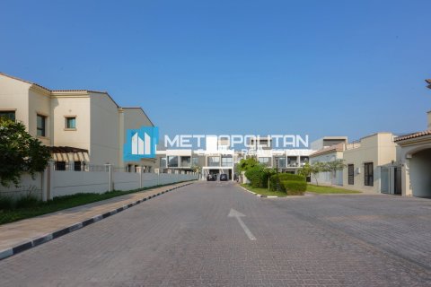 Villa à vendre à Abu Dhabi, EAU 5 chambres, 526.8 m2 № 659935 - photo 29