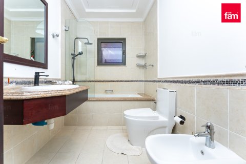 Зняти в оренду віллу в Пальма Джумейра, Дубай, ОАЕ 4 спальні, 468.7м2, № 696950 - фото 23