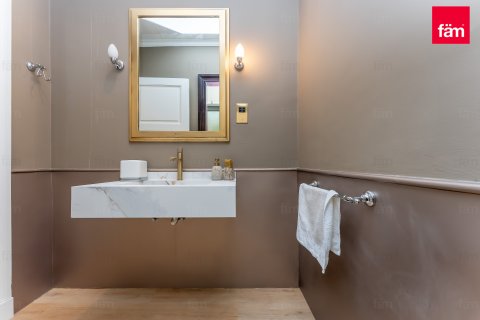 Villa te huur in Palm Jumeirah, Dubai, VAE 4 slaapkamers, 468.7 vr.m., nr 696950 - foto 24