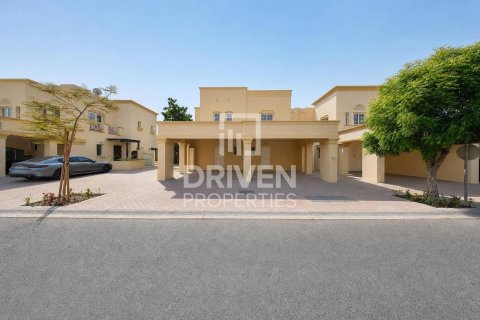 Вилла The Springs, Дубай, БАӘ-да 2 жатын бөлмелер, 241.08 м² № 745328 - фото 1