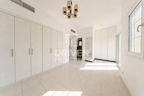 Вилла The Springs, Дубай, БАӘ-да 2 жатын бөлмелер, 241.08 м² № 745328 - фото 12