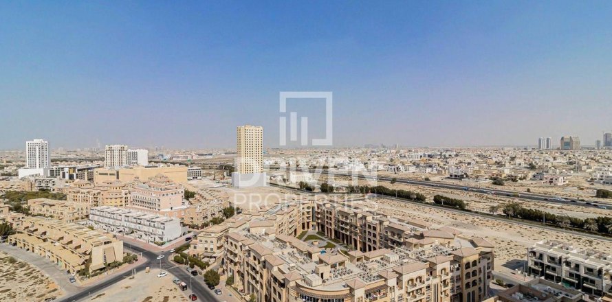 Apartment in Jumeirah Village Circle, Dubai, UAE 2 bedrooms, 93 sq.m. № 745327