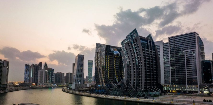 Apartmán v Business Bay, Dubai, SAE 4 spálne, 382 m2 č. 631383