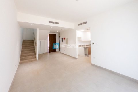 Townhouse in Al Ghadeer, Abu Dhabi, UAE 2 bedrooms, 161.6 sq.m. № 651795 - photo 10