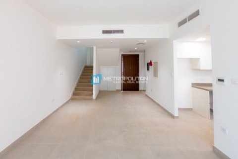 Townhouse in Al Ghadeer, Abu Dhabi, UAE 2 bedrooms, 161.6 sq.m. № 651795 - photo 12