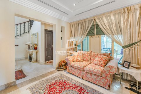 فيلا للبيع في Meadows، دبي، الإمارات العربية المتحدة 4 غرفة نوم ، 827 متر مربع ، رقم 663623 - صورة 8