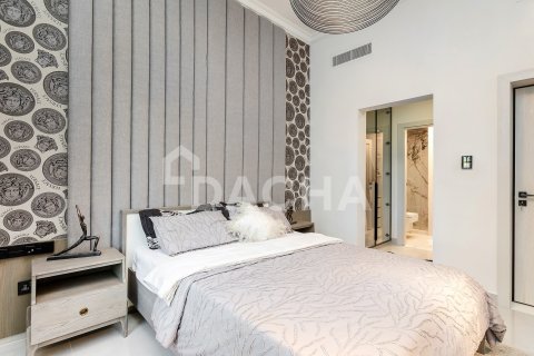 Vilë në Jumeirah Islands, Dubai, Emiratet e Bashkuara Arabe 4 dhoma gjumi, 539 m2. № 713659 - Foto 10