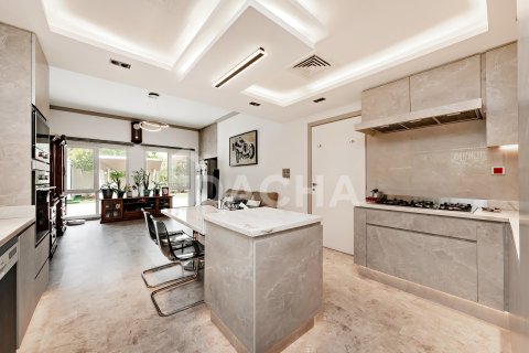 Villa itt: Meadows, Dubai, EAE, 4 hálószoba, 372 m², azonosító: 713657 - fénykép 16