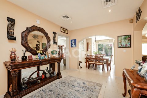 Villa itt: Meadows, Dubai, EAE, 4 hálószoba, 372 m², azonosító: 713657 - fénykép 3