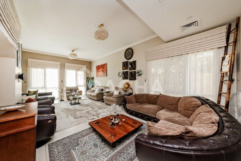 Villa itt: Meadows, Dubai, EAE, 4 hálószoba, 372 m², azonosító: 713657 - fénykép 4