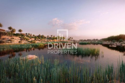 Villa te koop in Dubai, VAE 5 slaapkamers, 589 vr.m., nr 653532 - foto 10