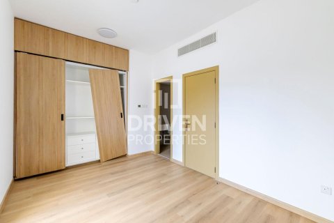 Townhouse de vânzare în Jumeirah Village Circle, Dubai, EAU 4 dormitoare, 237 mp. №653867 - poză 1