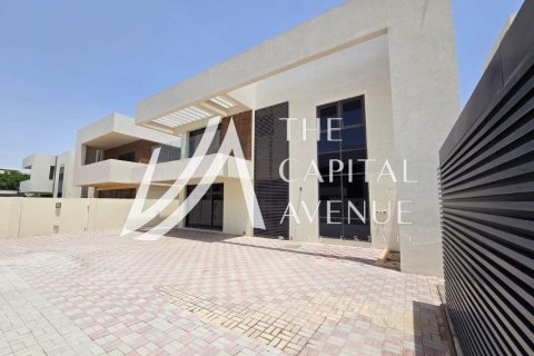 Vila di Yas Island, Abu Dhabi, UAE 5 bilik tidur, 507.62 meter persegi № 762852 - foto 1