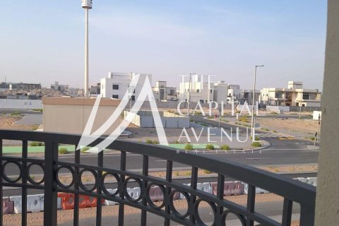 Villa in Al Shamkha, Abu Dhabi, UAE 5 bedrooms, 749.91 sq.m. № 762856 - photo 2