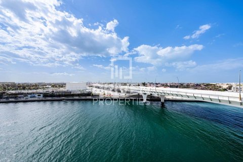 Apartment sa Al Wasl, Dubai, UAE 3 silid-tulugan, 164.44 sq.m. № 745575